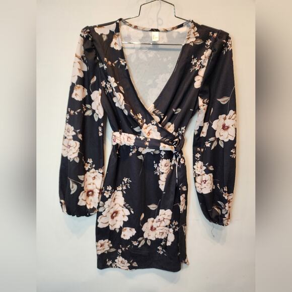 New Floral Dress V- Neck Wrap Dress Bodycon Belted Women's Size M - Picture 3 of 7